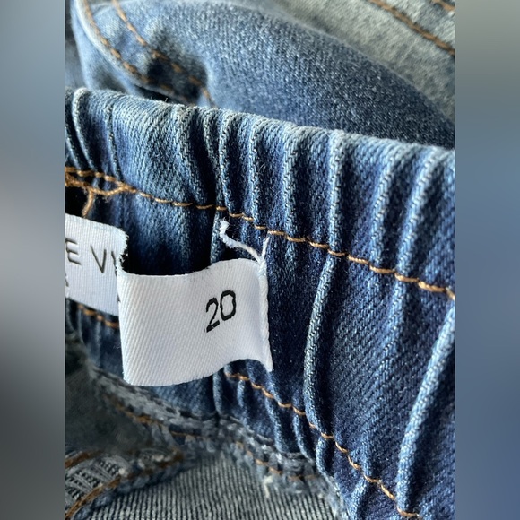 Dark Blue Cropped Ankle Jeans with Stretchy Fit - Picture 6 of 7